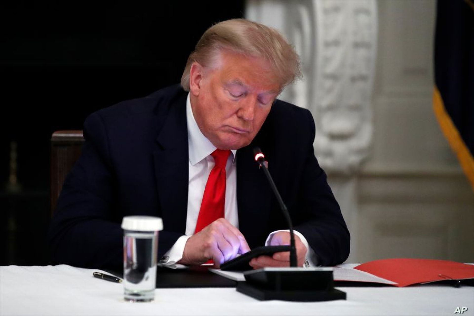Facebook e Instagram bloquearán cuentas de Trump por lo que queda de su período presidencial
