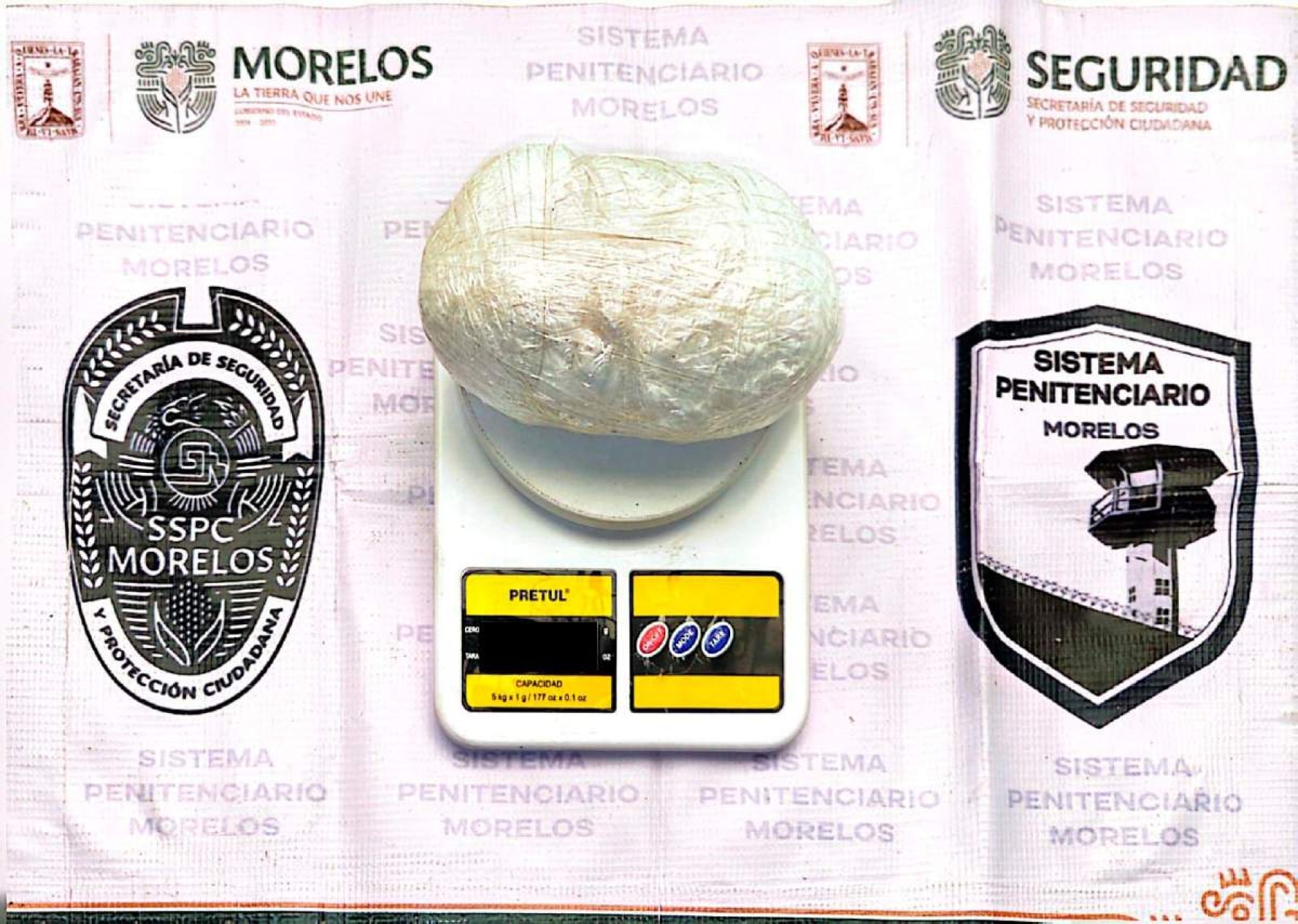 Arrestan a cinco custodios del penal de Atlacholoaya