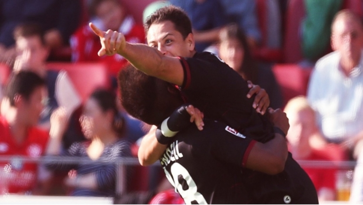 Chicharito se viste de héroe y le da la victoria al Leverkusen