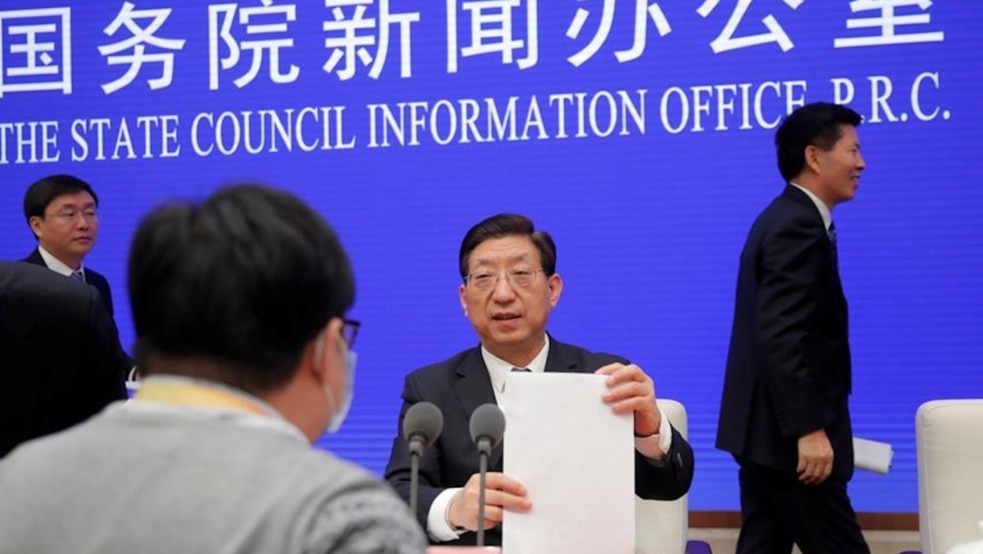 China aprueba por primera vez el uso comercial de una vacuna contra COVID-19