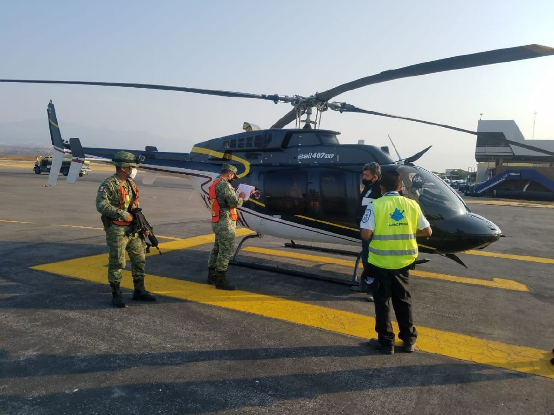 Colocan filtro sanitario en aeropuerto de Morelos