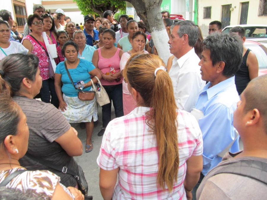 Tianguistas de Galeana acuerdan reubicarse aún sin aprobación del Ayuntamiento