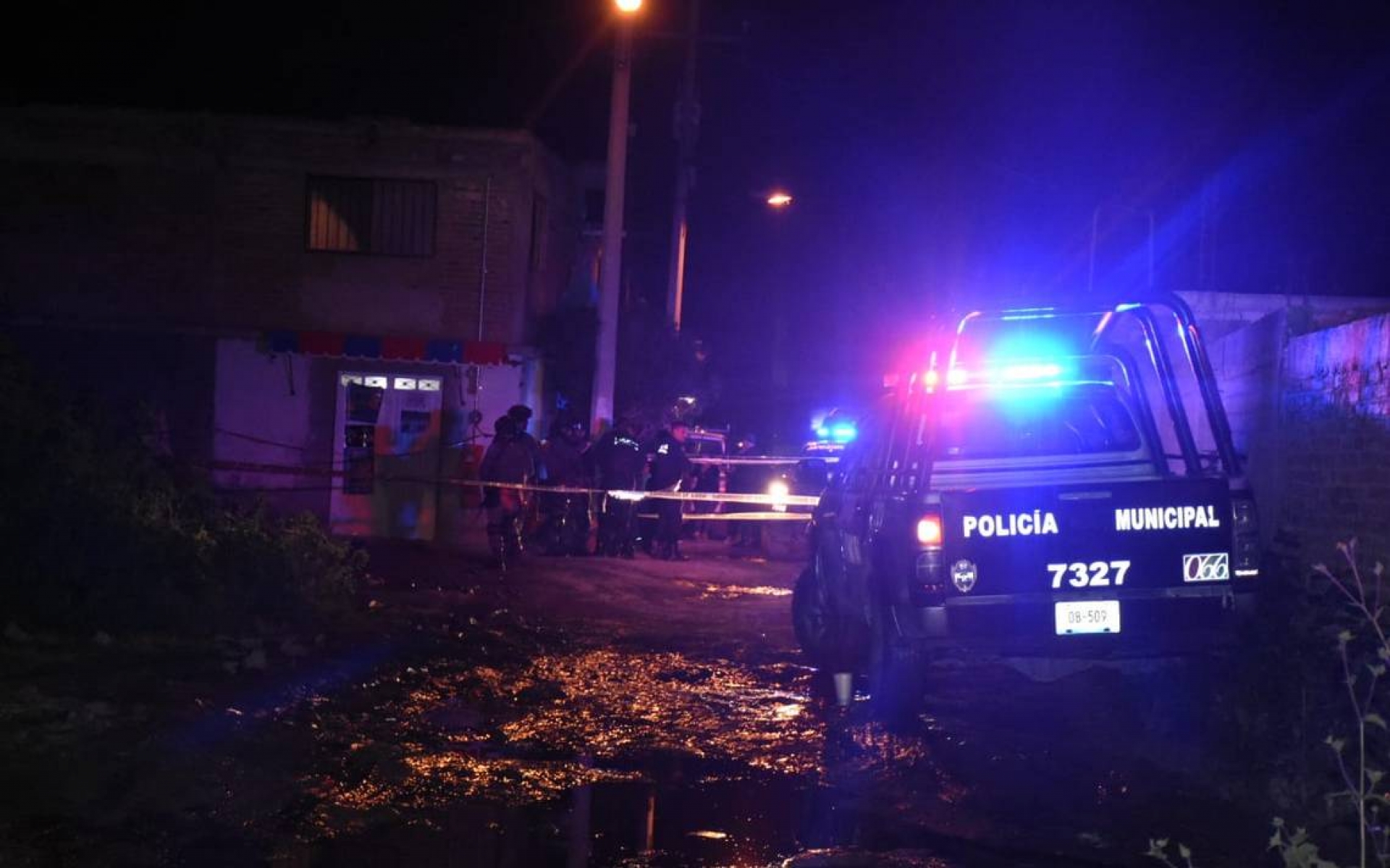 Albañiles atacados a balazos mientras trabajaban