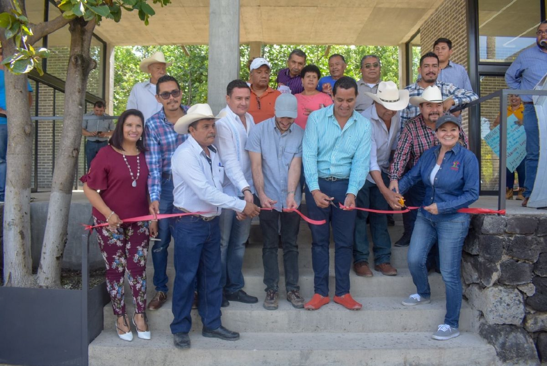 Inauguran el Centro de Desarrollo Comunitario de El Higuerón