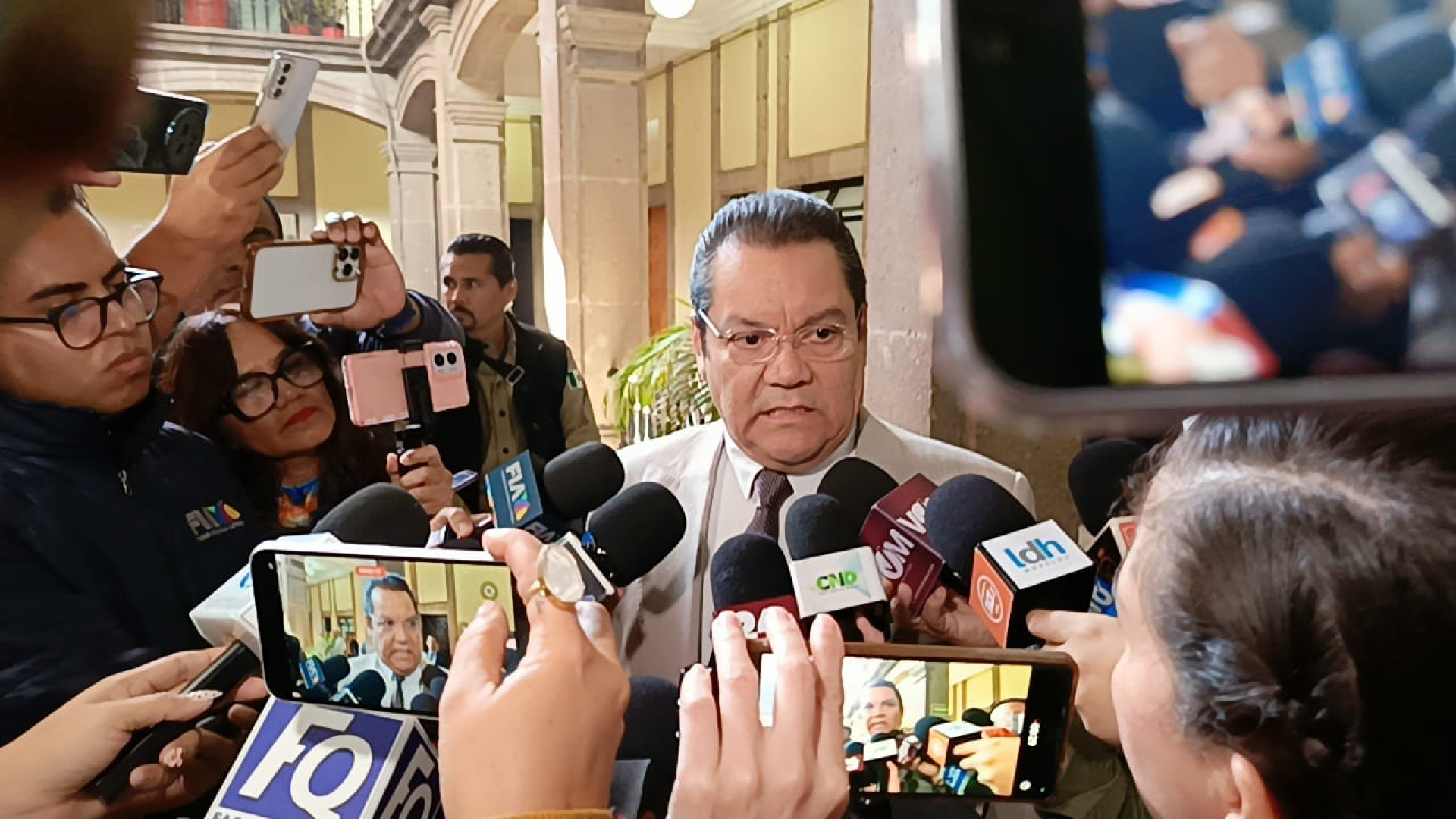 Exfiscal general Uriel Carmona promovió al menos 20 amparos, refiere FECC