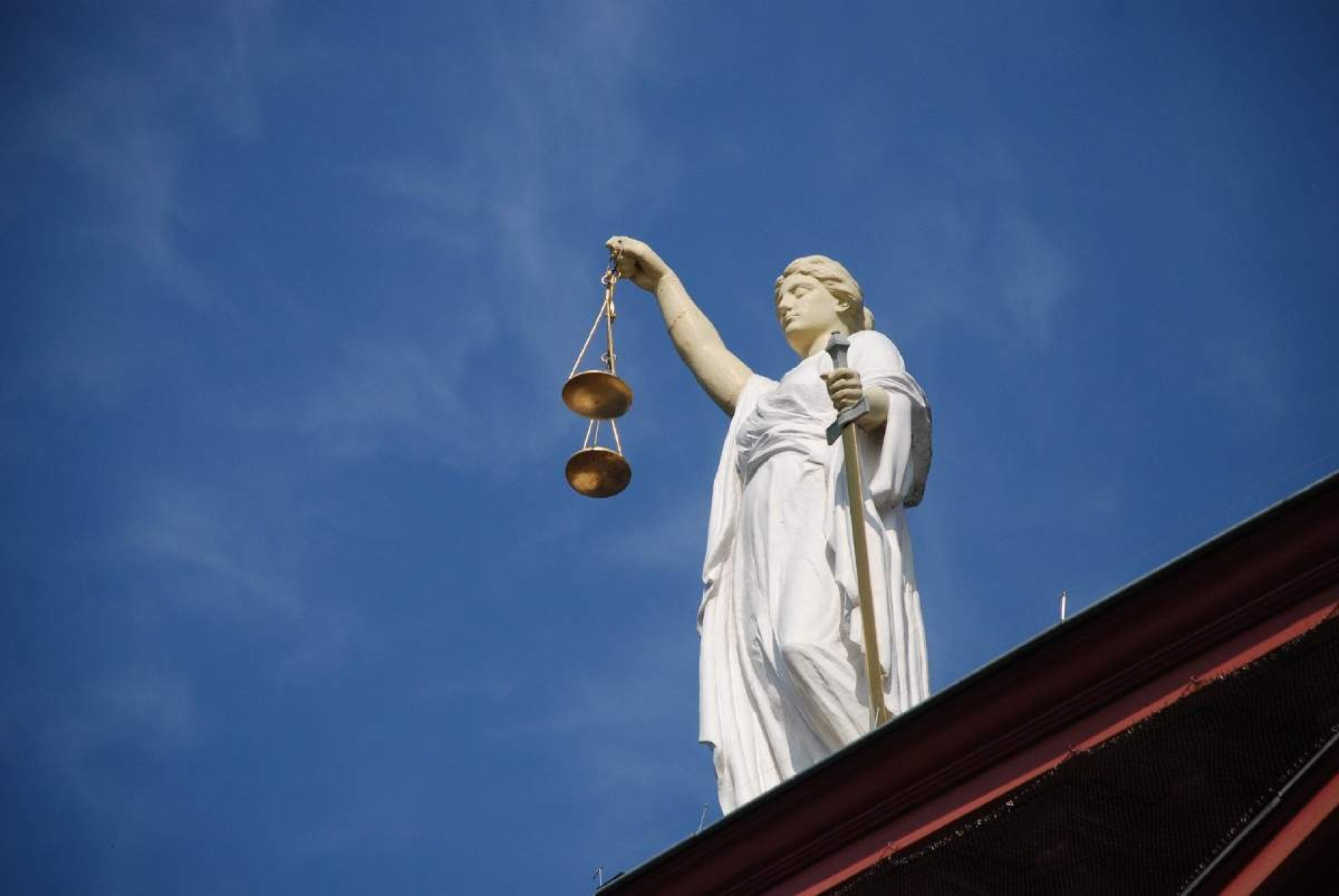 Tribunales colegiados civiles, competentes para conocer conflictos en condominios