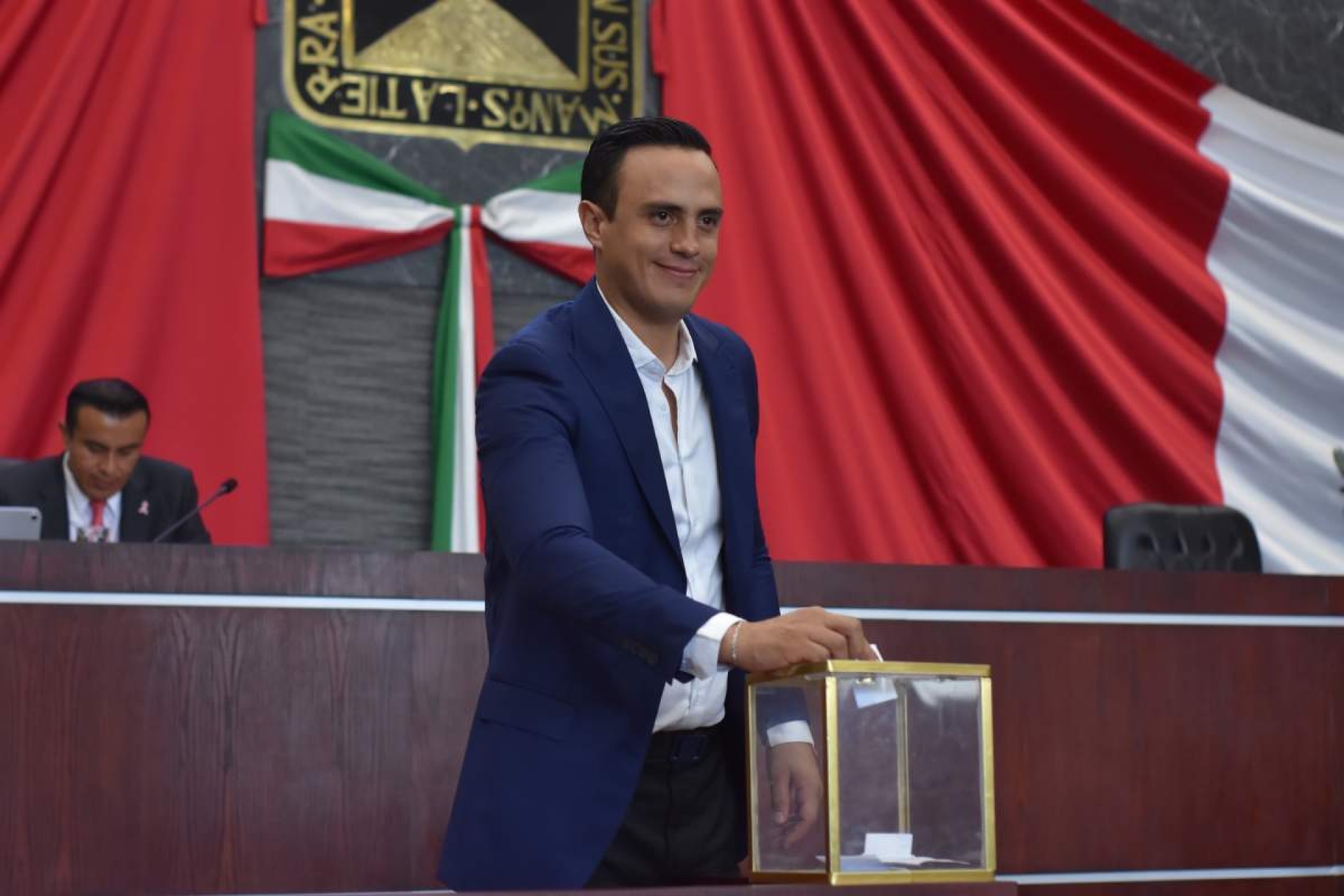 Citará Congreso a titular de Salud