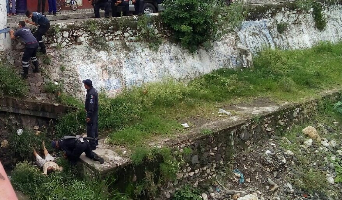Un ebrio sufrió fracturas al caerse al río Yautepec