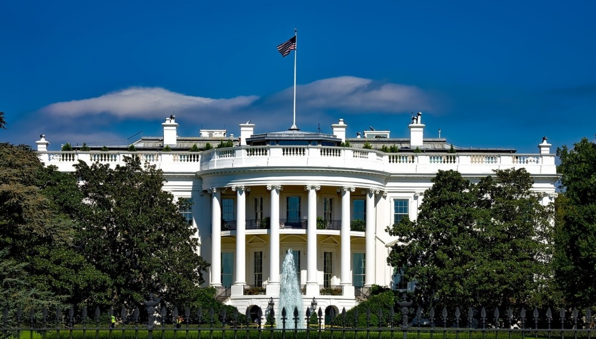 Desalojan Casa Blanca y el Capitolio por la presencia de aeronave sospechosa