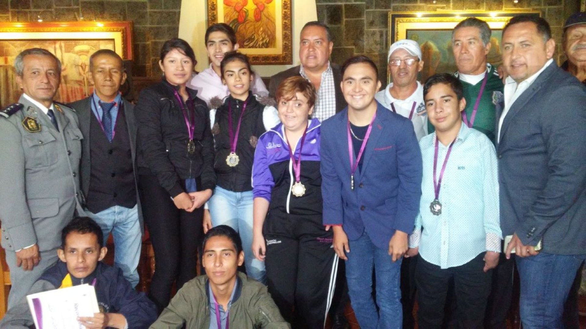 Entregan reconocimiento a deportistas destacados de Morelos