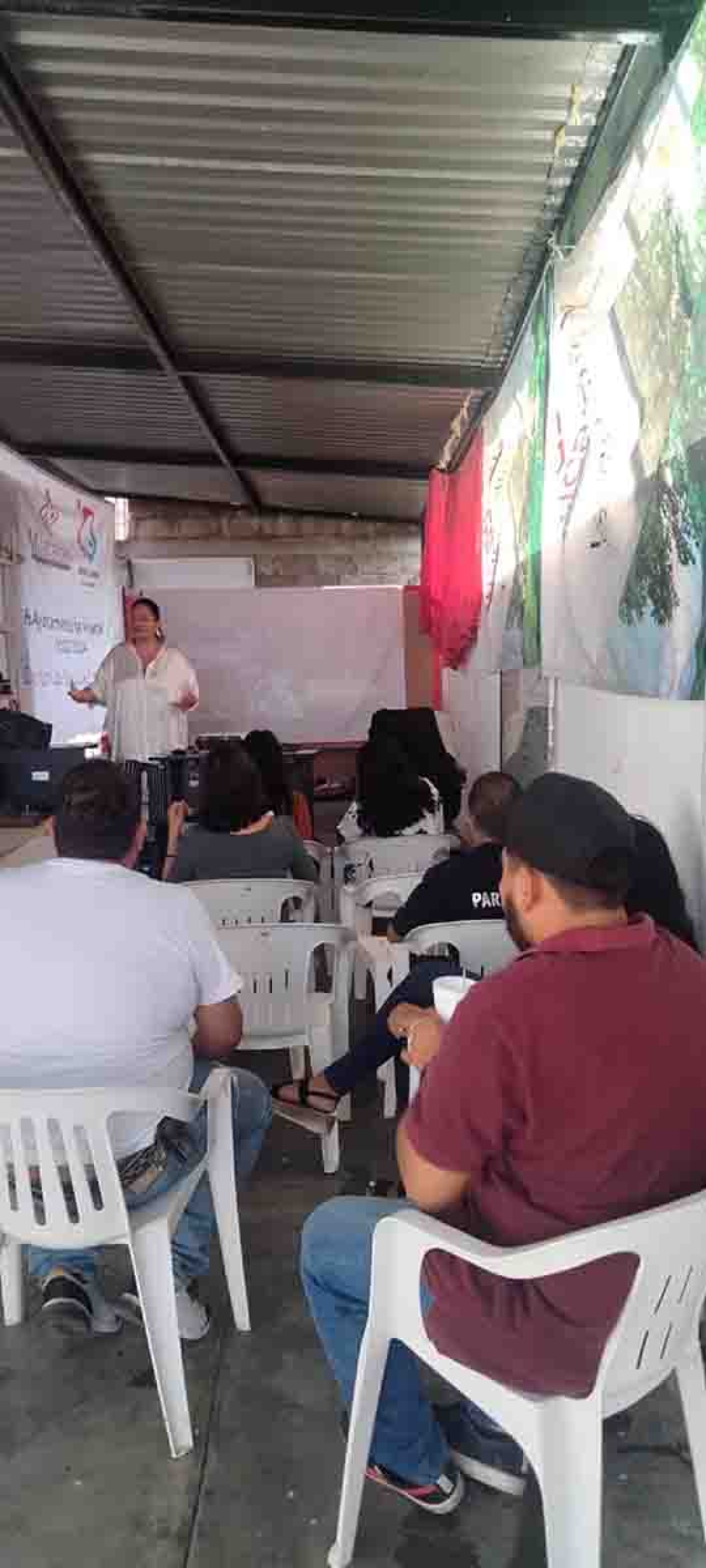 Capacitan a funcionarios de Miacatlán acerca de inteligencia emocional