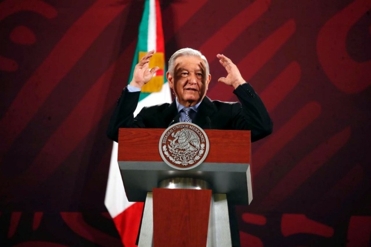 AMLO 'pausa' ataques contra Xóchitl Gálvez en la mañanera