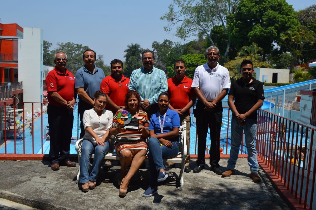 El gobierno federal galardonó al balneario Agua Hedionda en la categoría de turismo social por su proyecto inclusión y salud