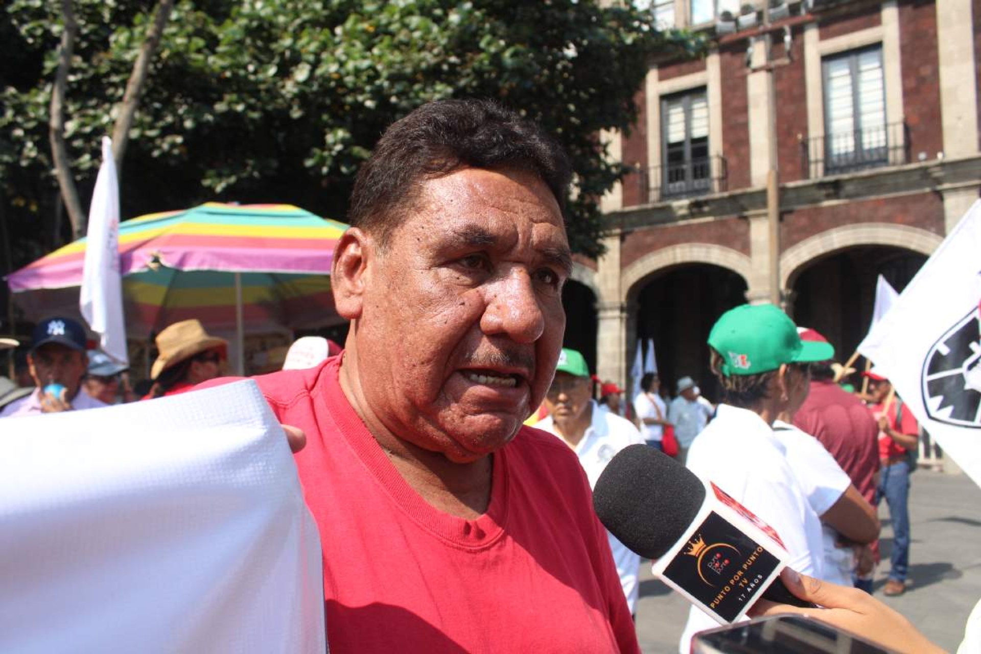 Denuncia MMB tráfico de plazas del magisterio
