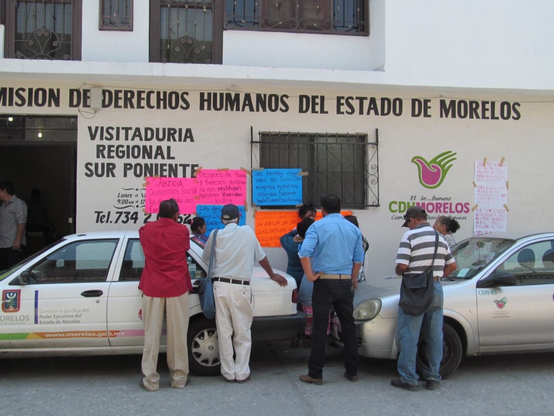Protestan familias desalojadas del “Coruco” Díaz por falta de solución