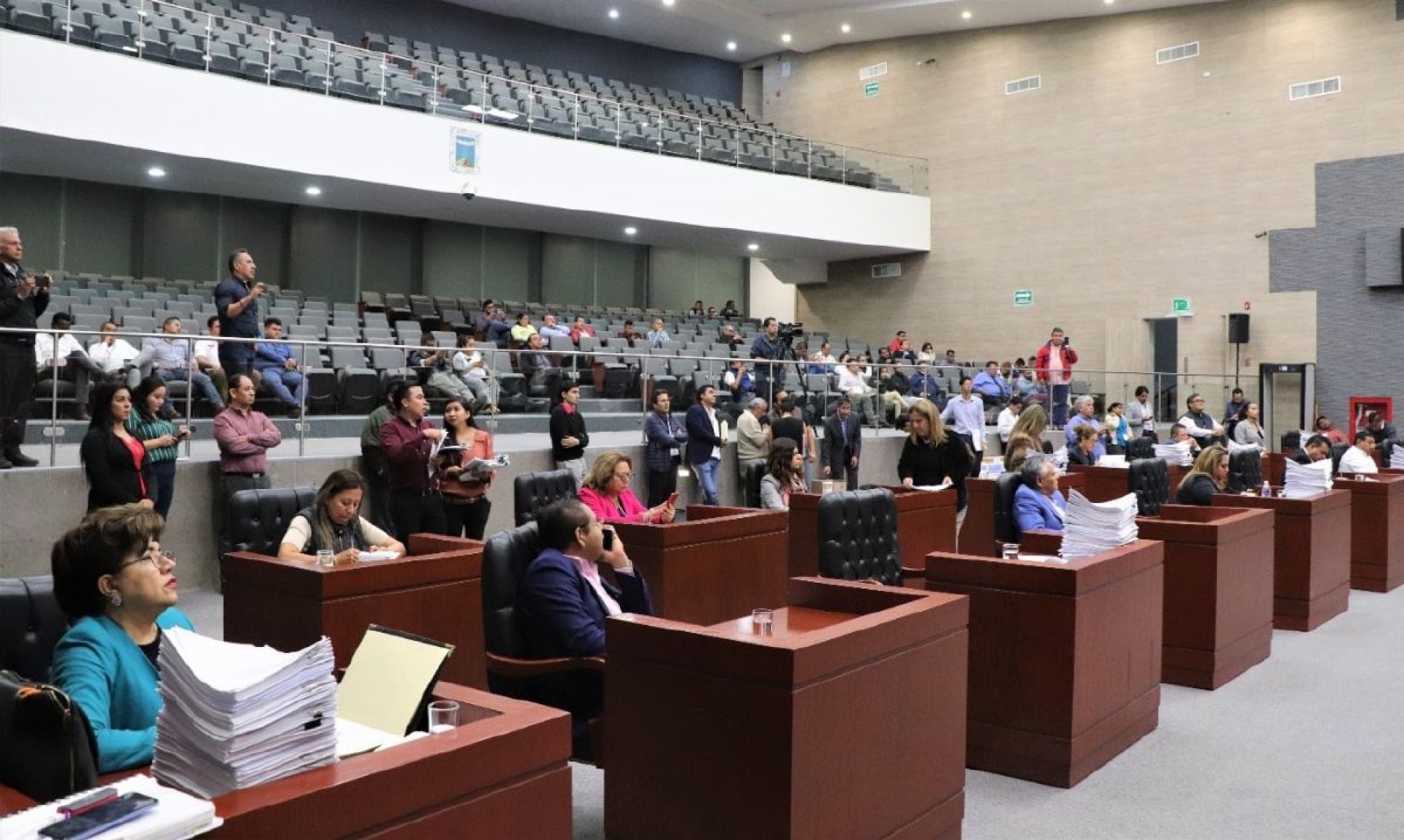 Rechazan leyes de ingresos de municipios