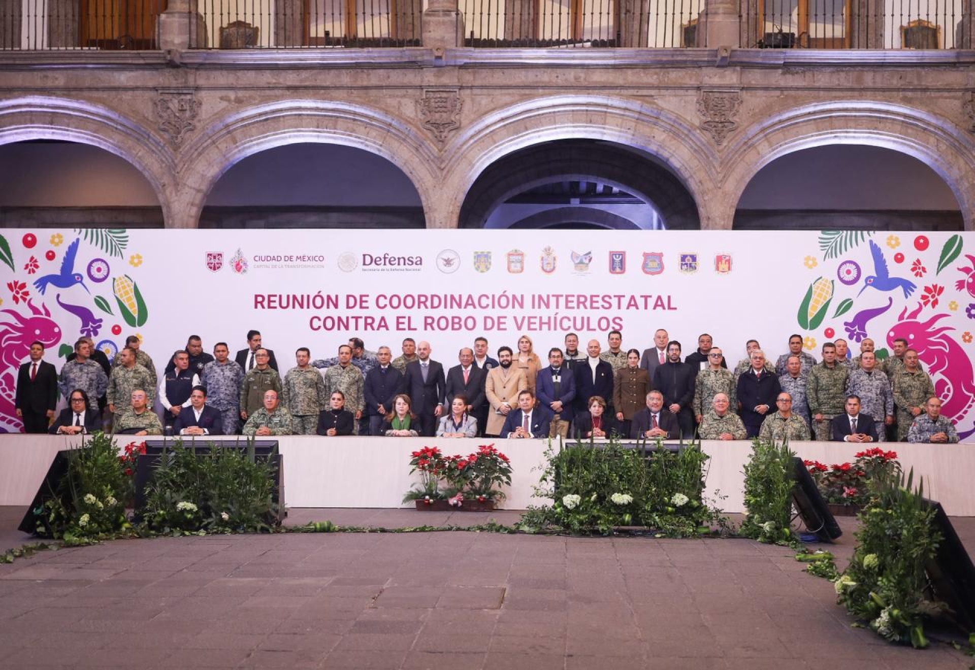Participa Margarita González Saravia en reunión de seguridad con gobernadoras y gobernadores del centro del país