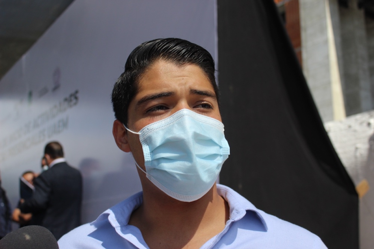 Exigen entrega de edificios en UAEM
