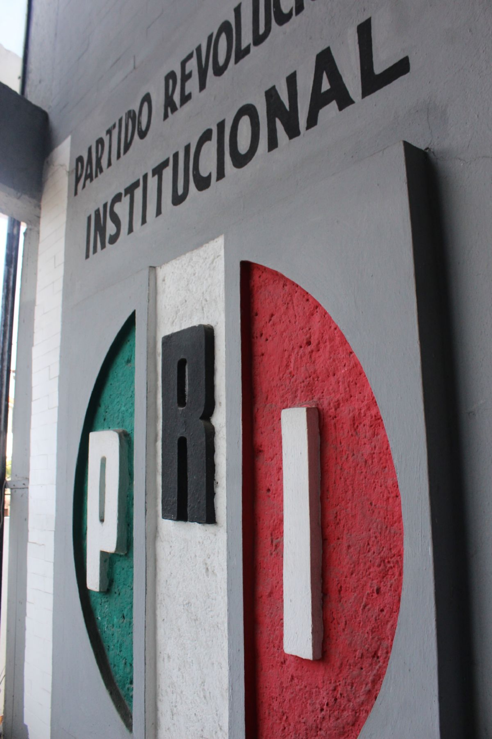 Falla TEEM contra Impepac y a favor del PRI