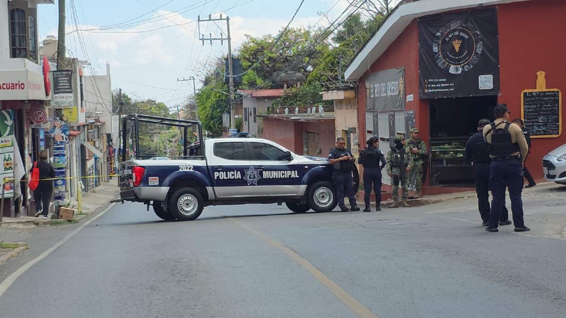 Lo acribillaron en un autolavado