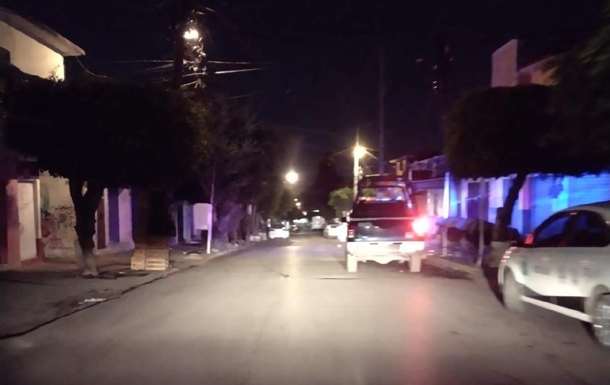Agreden a balazos a dos hermanos en la Barona