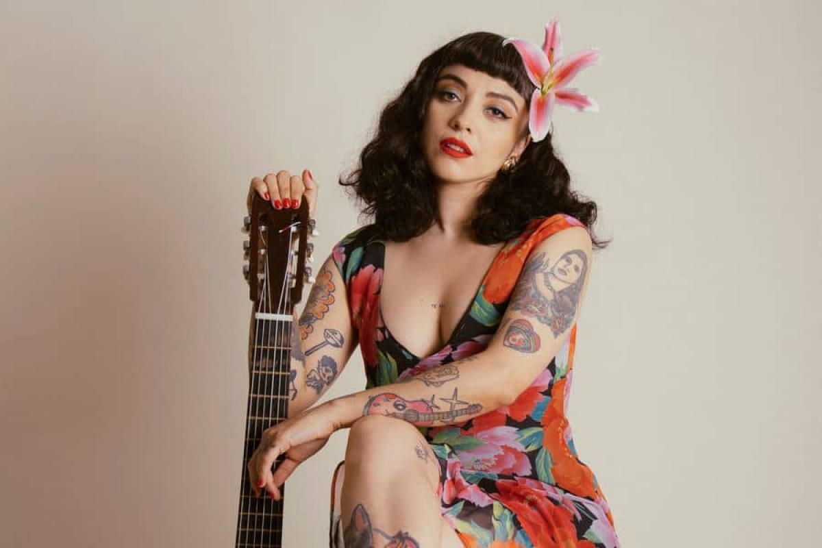 ¡Soy feliz! Seré mamá: Mon Laferte anuncia que está embarazada