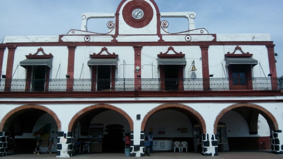 Condicionan entrega de aguinaldo parcial a cambio de la renuncia