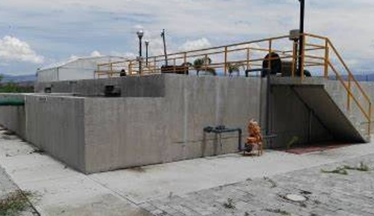 En total abandono, planta tratadora de aguas en Coatetelco