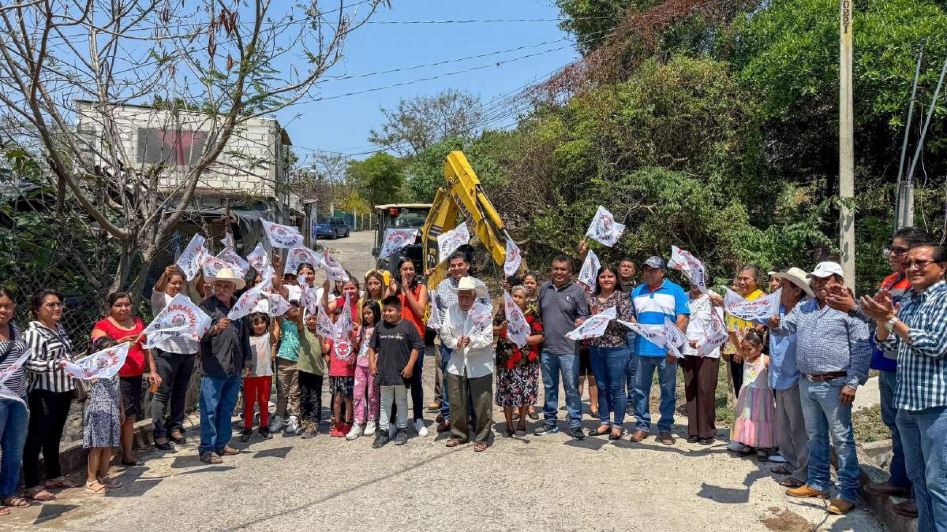 En marcha, pavimentación en San Antonio Los Limones