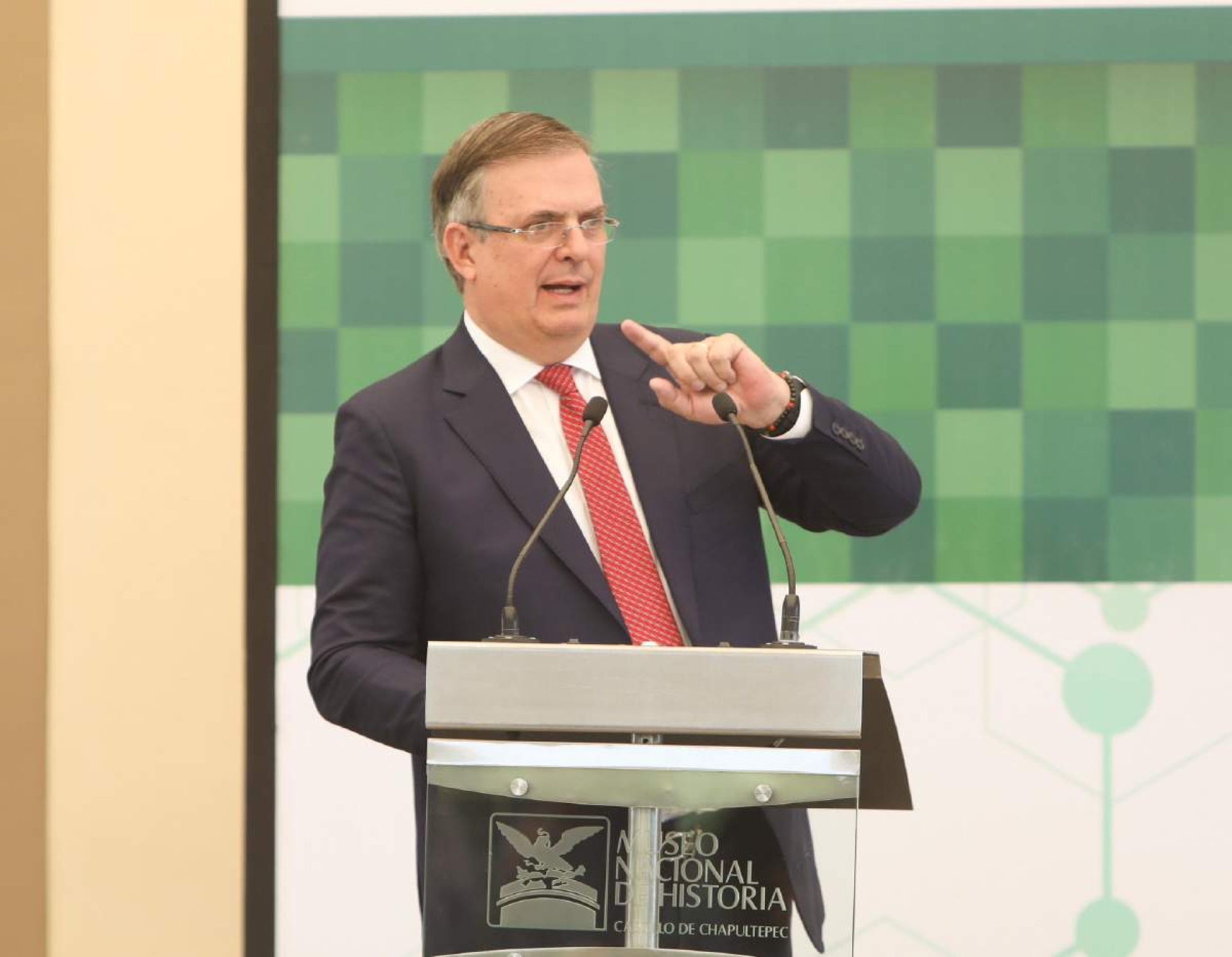 Atrae Morelos a industrias emergentes: Marcelo Ebrard