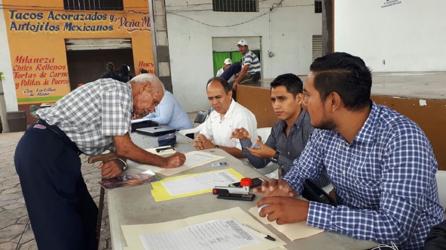 Recaban firmas en contra del pago de verificación vehicular en Jojutla