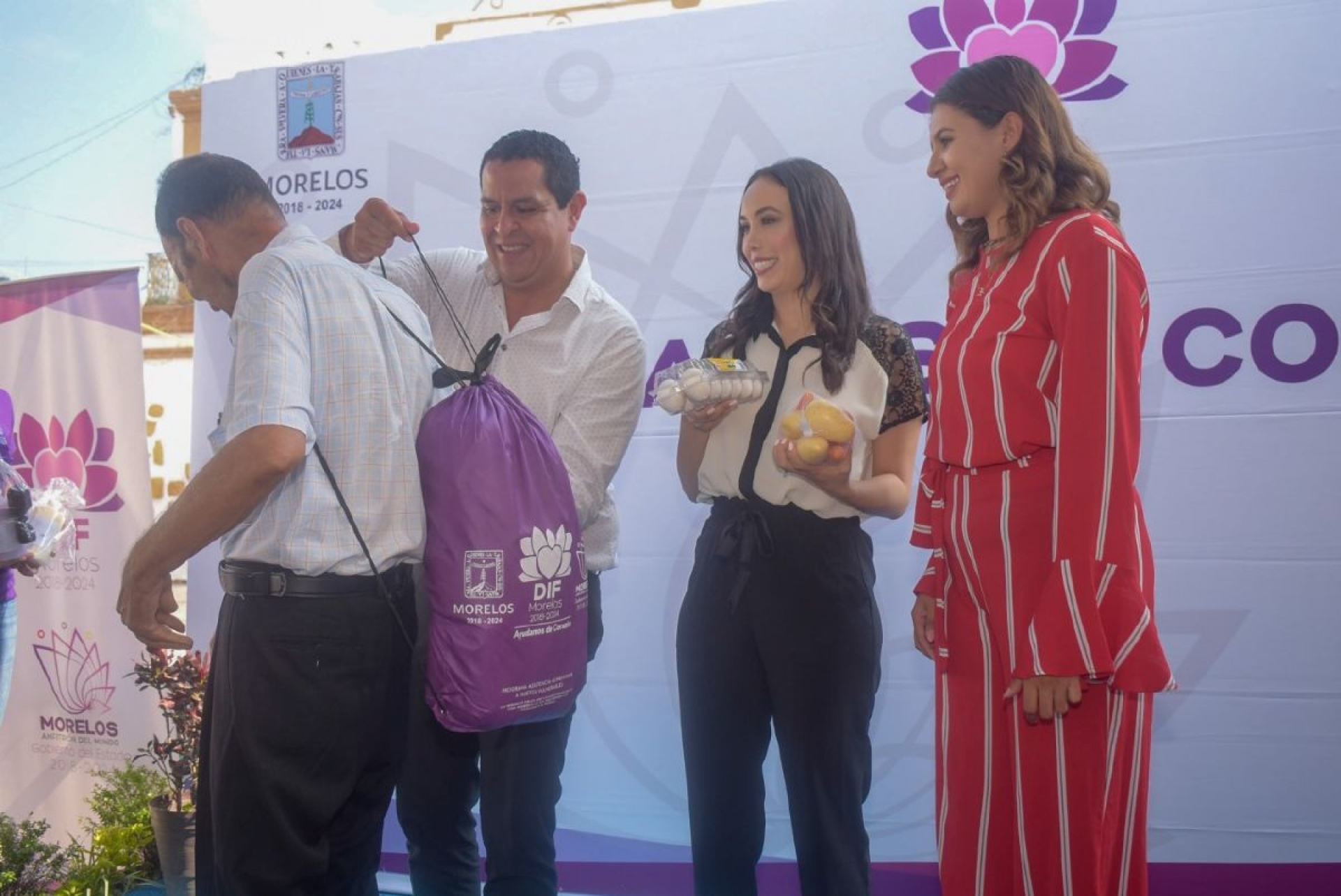 Entregan despensas a grupos vulnerables de Jojutla