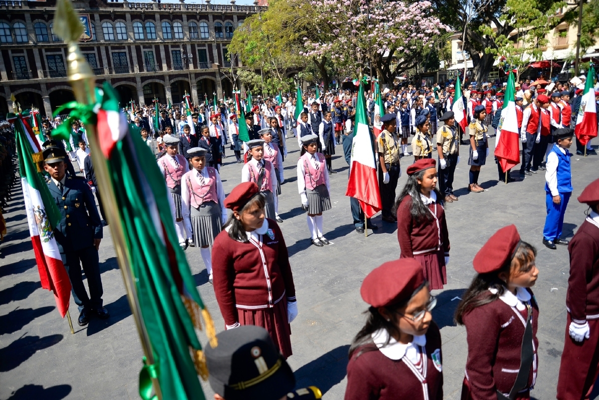 Abanderamiento de escoltas