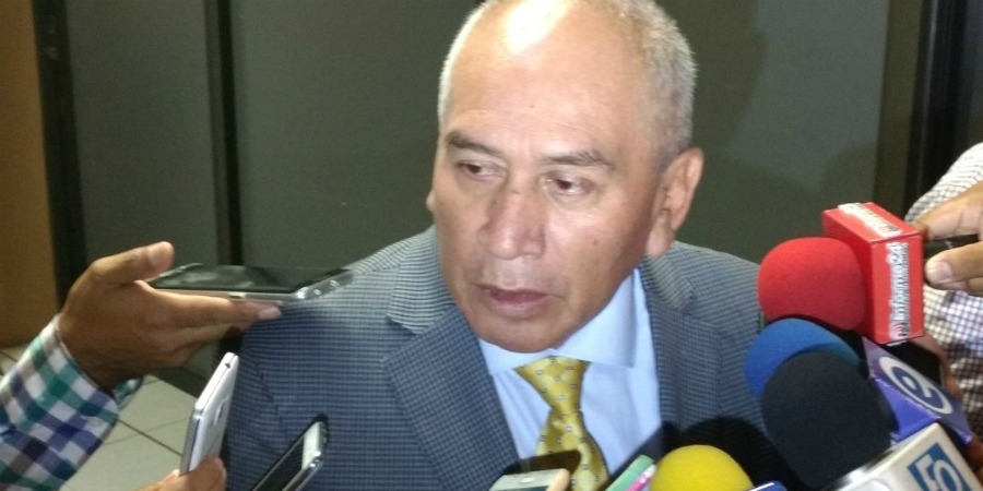 Refiere titular del IEBEM que se acordó el pago a los trabajadores administrativos