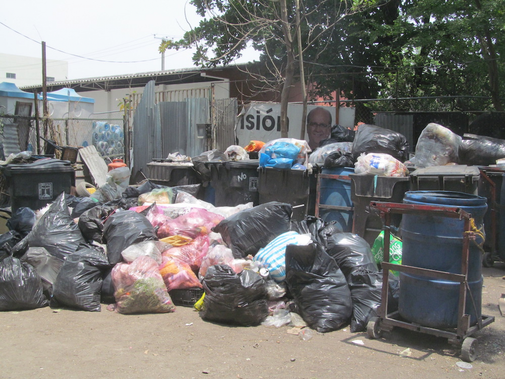 Regresa la estrategia de rellenos sanitarios para resolver el problema de la basura