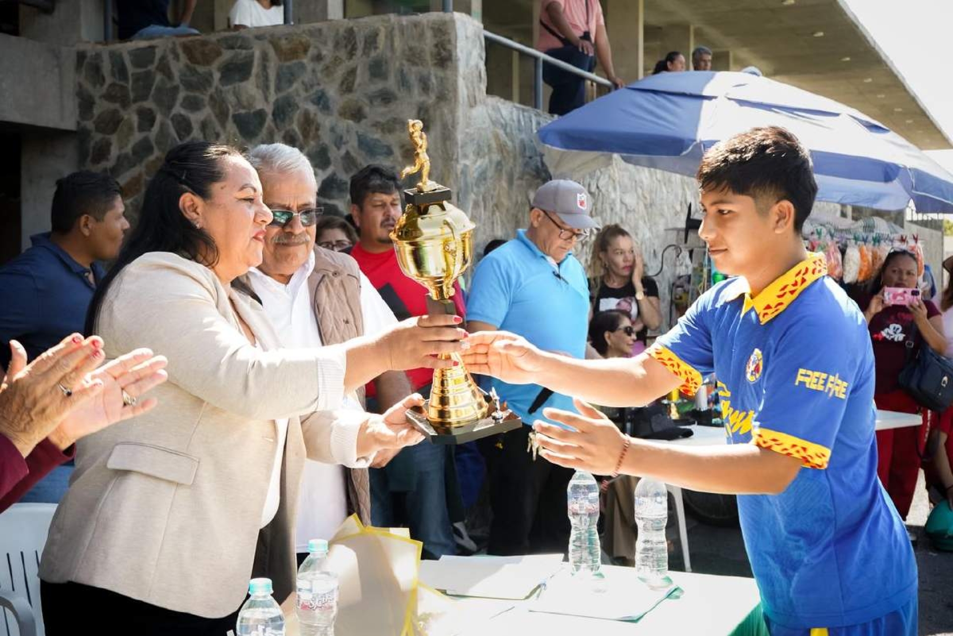 Reconoce Jazmín Solano el talento de la juventud en Temixco
