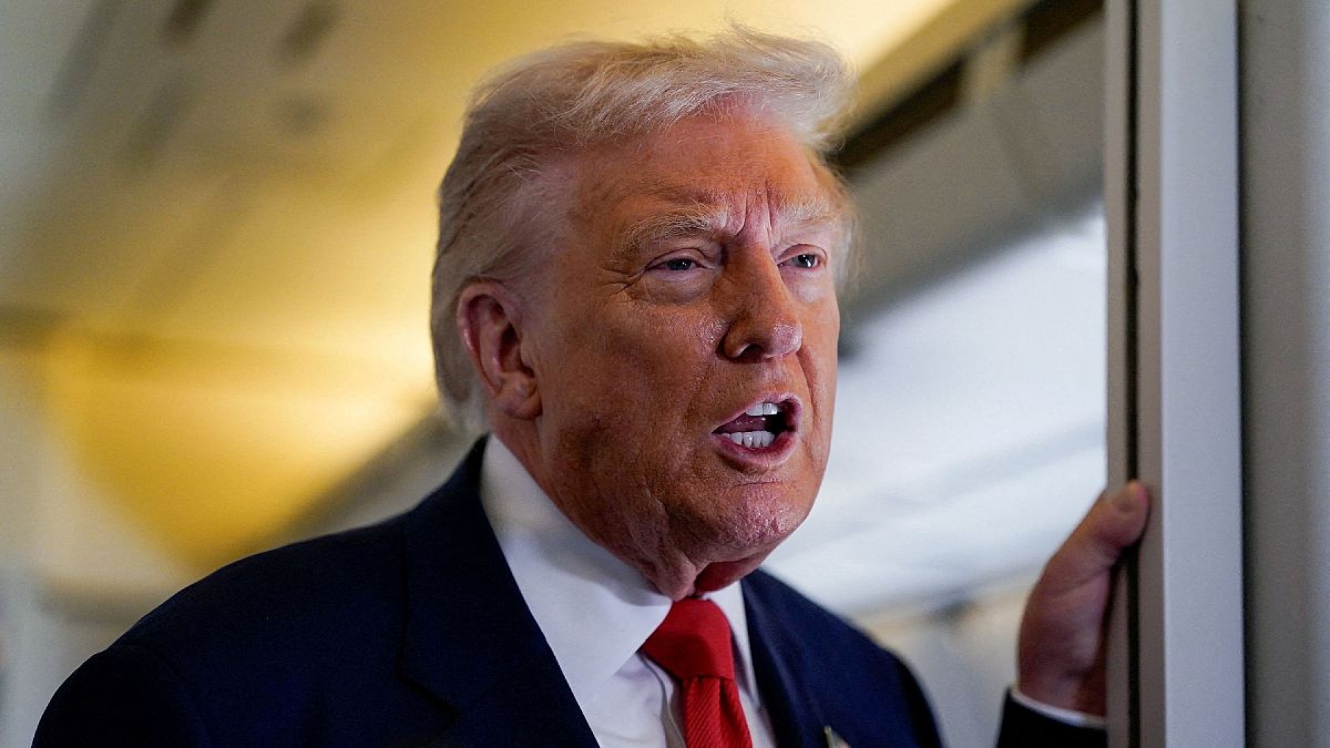 Trump asegura que no planea ataques contra Venezuela