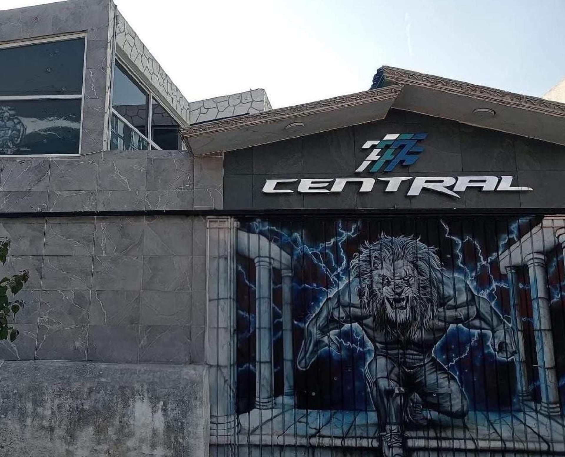 Disparan contra un gimnasio en Yecapixtla