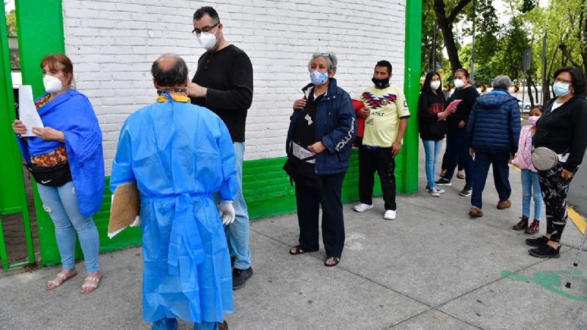 Casi 10 mil nuevos casos de covid-19 en México en 24 horas