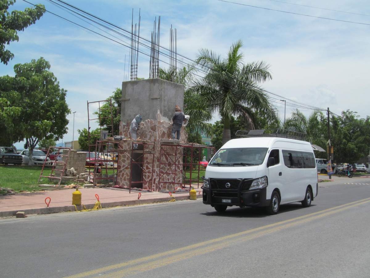 Costará 1.3 mdp arco de bienvenida en Tlaquiltenango