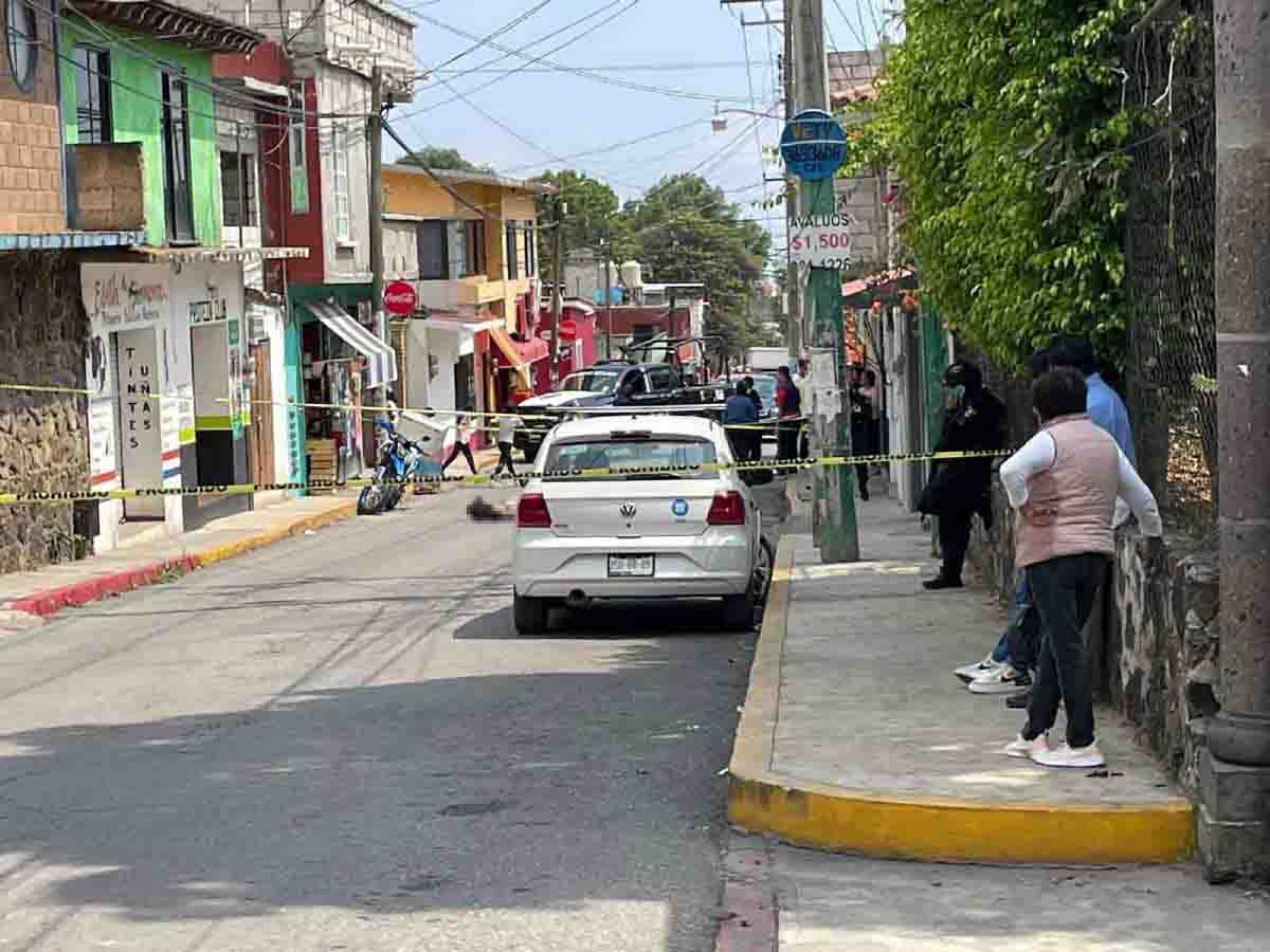 Asesinan a un comerciante en Ahuatepec