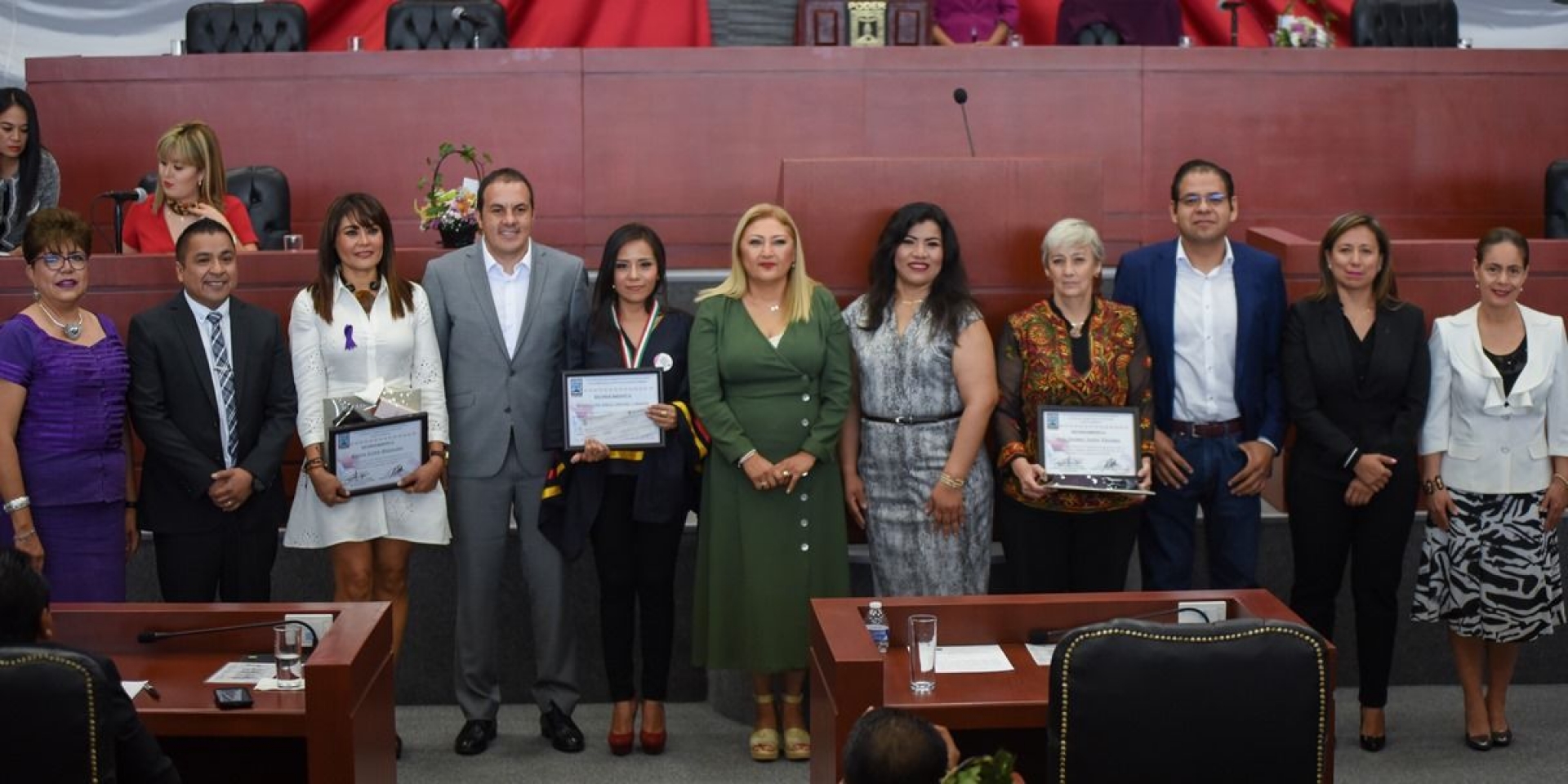 Participa Cuauhtémoc Blanco en entrega de la presea Xochiquetzalli