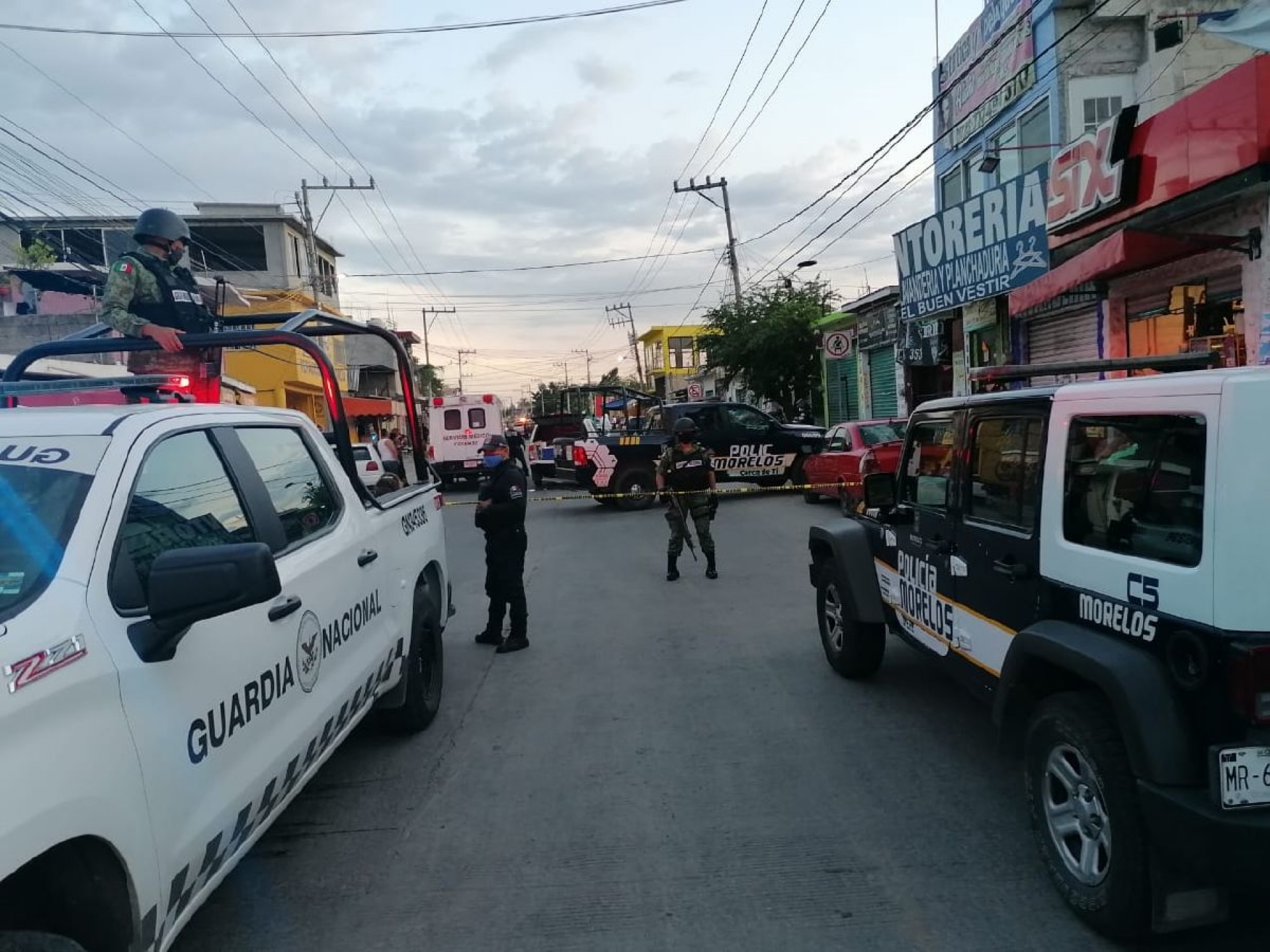 Acribillan a un automovilista en Zapata