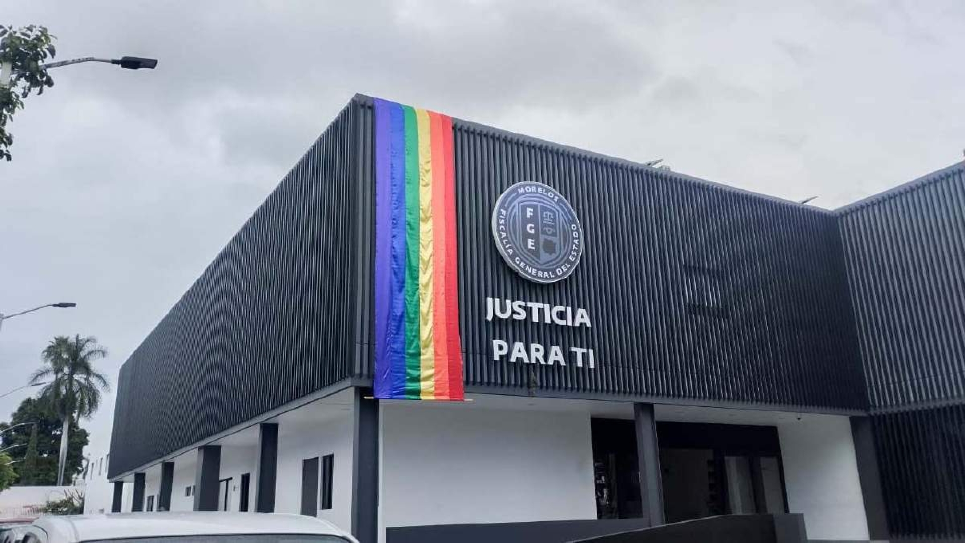 Apercibe juzgado a secretaria de Hacienda