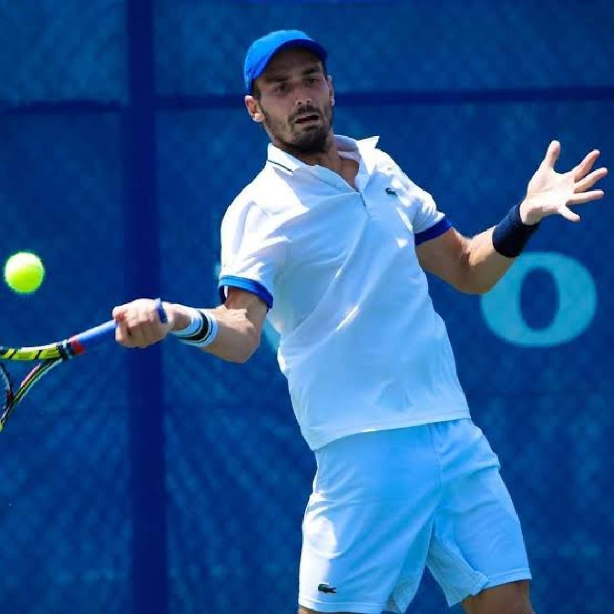 Antoine Escoffier se instala en cuartos de final