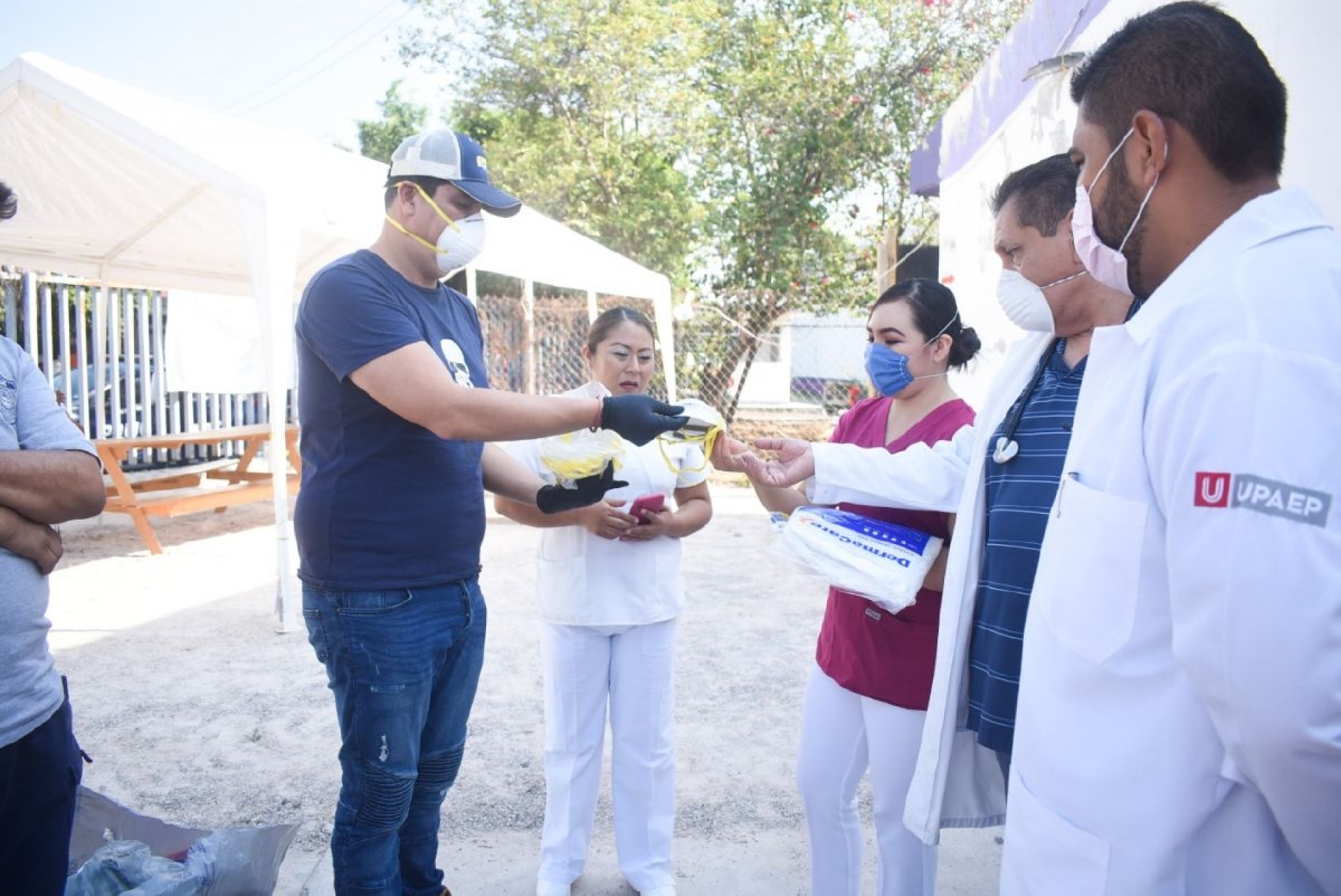 Entrega el alcalde de Jojutla 40 paquetes de protección