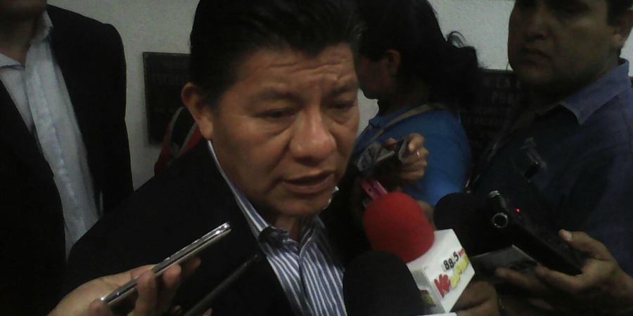 Llama Quiroz Medina a víctimas a que contrasten información en la FGE sobre cuerpos en fosas de Tetelcingo