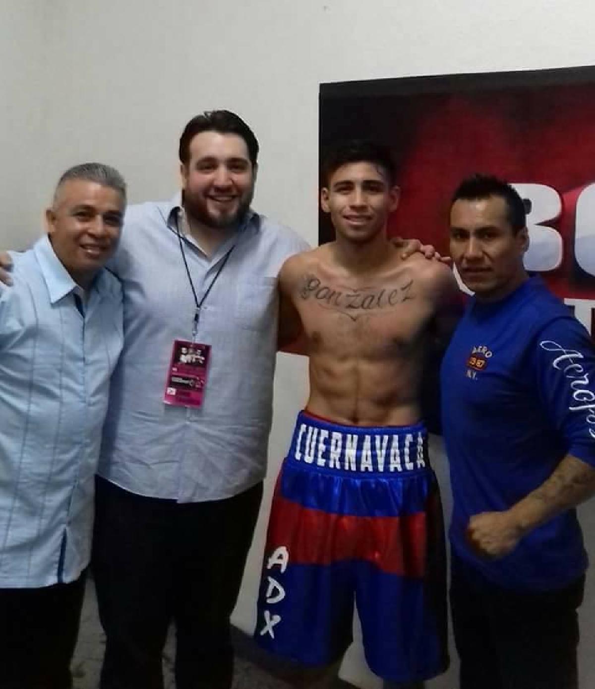 Va Brian González por triunfo