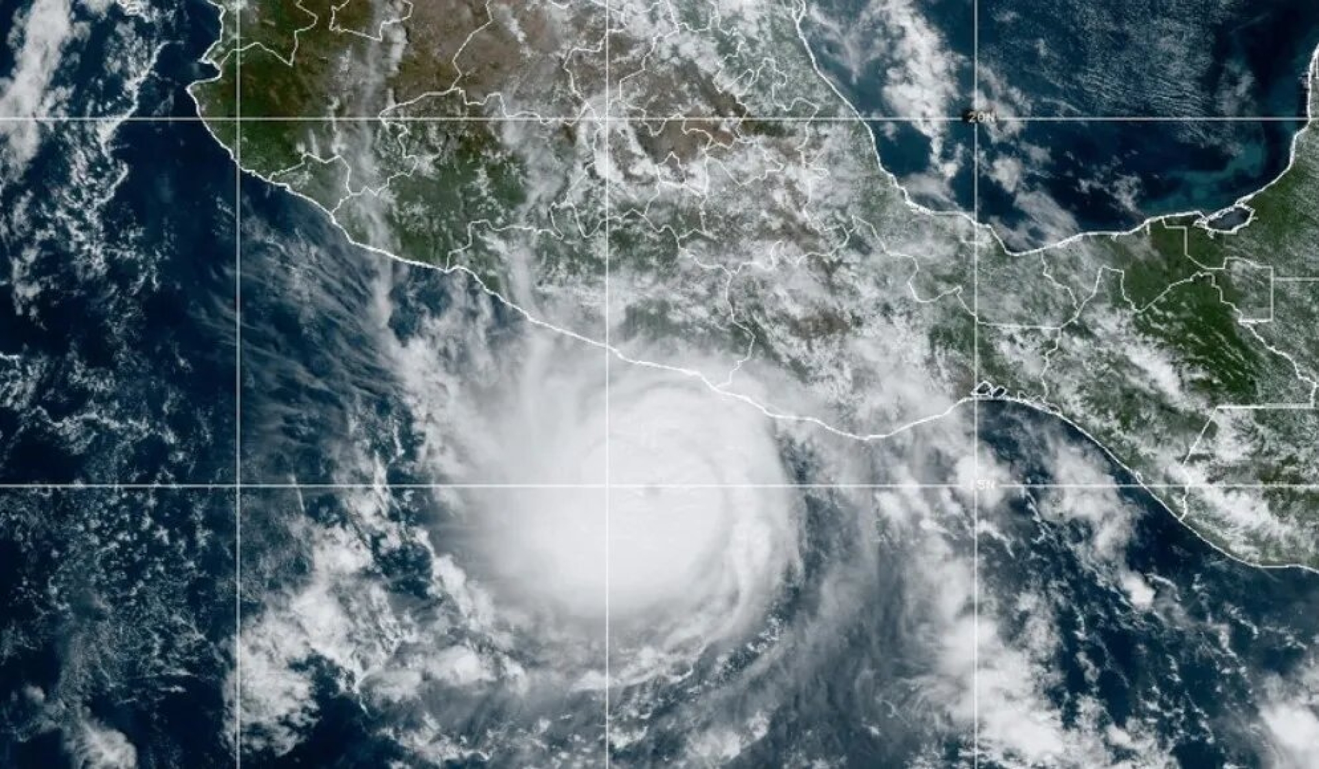 'Otis' se intensificó a huracán categoría 3; se dirige a playas de Acapulco