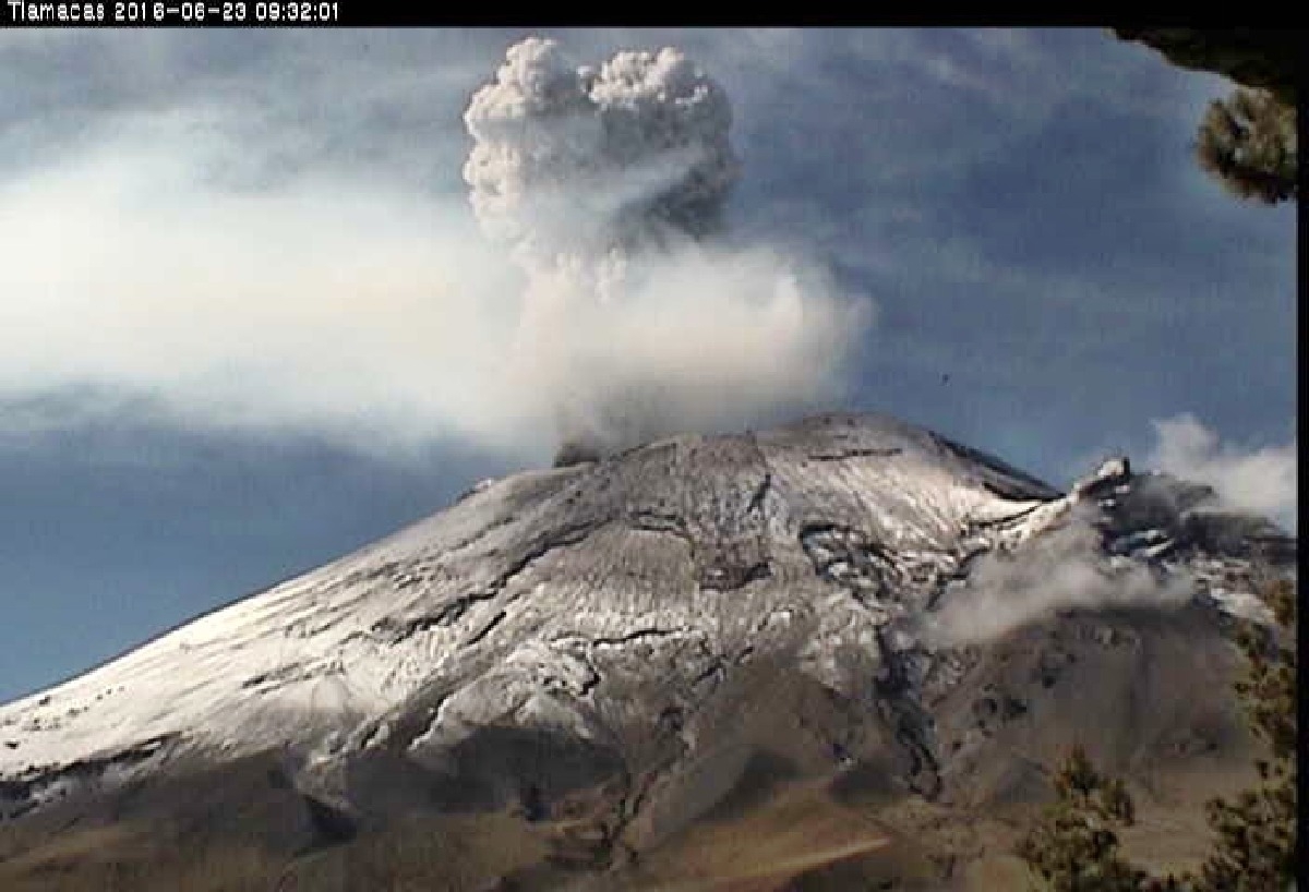 Aumentan exhalaciones y explosiones en el Popocatépetl